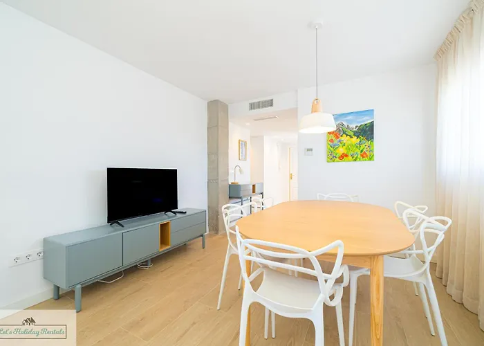 Brend New Beach Apartment 3 Bed 2 Bath Play Camp