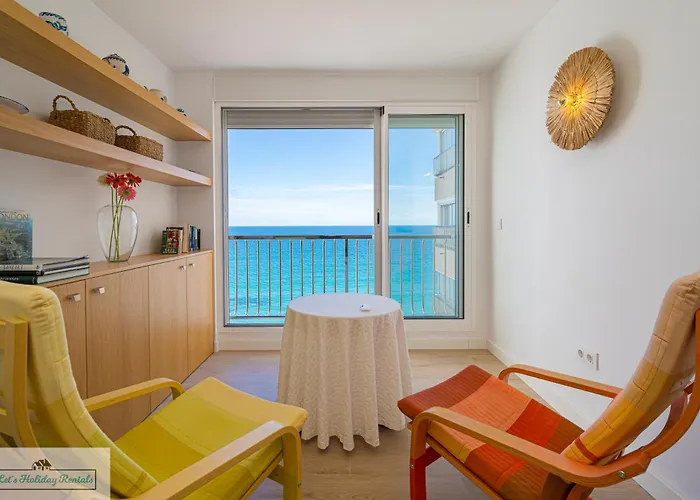 Brend New Beach Apartment 3 Bed 2 Bath Play Camp