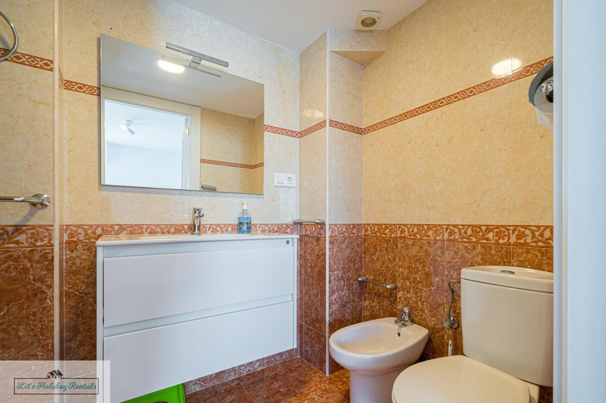 Brend New 3 Bed 2 Bath Play Camp Apartment *